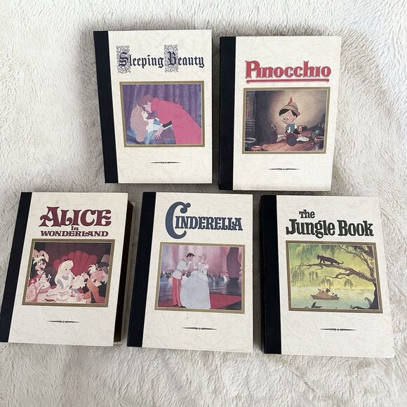 Fossil Disney Collector Watch Lot Of 5 Book Box Set Classics Limited Edition - Picture 7 of 8